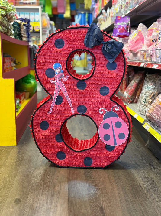 Piñata #8 lady bug personalizada